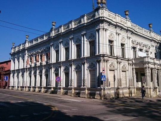 Pałac Wiecherta wraz z wozownią został wystawiony na sprzedaż. Cena wywoławcza to 3,4 miliona 