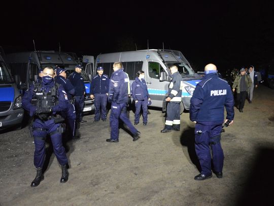 PILNE: Policjanci i strażacy poszukują zaginionego 3-latka 