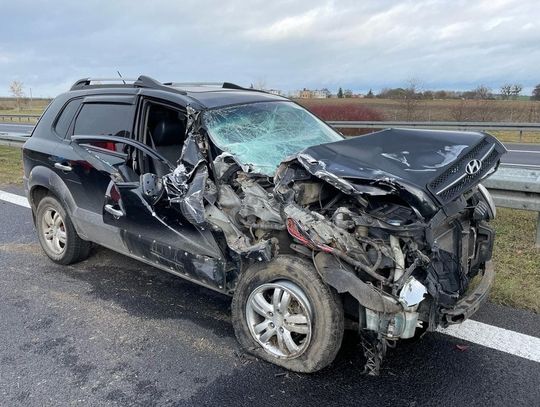 PILNE! Wypadek na autostradzie A-1. Zderzyły się ciężarówka i samochód osobowy