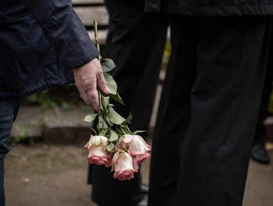Pogrzeb w rodzinie? Te pieniądze z ZUS mogą Ci pomóc