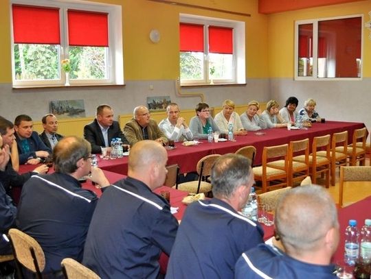 POLICJA: Debata na temat bezpieczeństwa w ruchu drogowym 