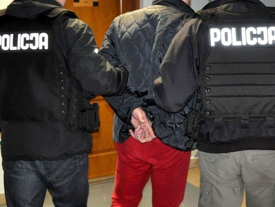 Policja ostrzega przed oszustami. Oszukują „na policjanta” – bądźmy szczególnie ostrożni