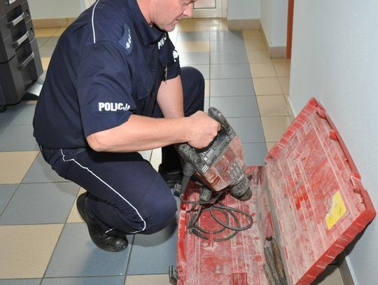 Policja zatrzymała złodzieja i pasera. Obaj zatrzymani usłyszeli już zarzuty 