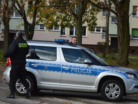 Policjanci poszukują świadków wypadku. Do zdarzenia doszło 6 grudnia na ulicy Mickiewicza