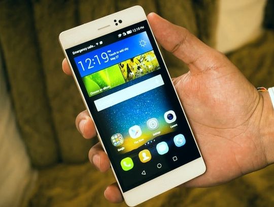 Policjanci poszukują właściciela telefonu Huawei 