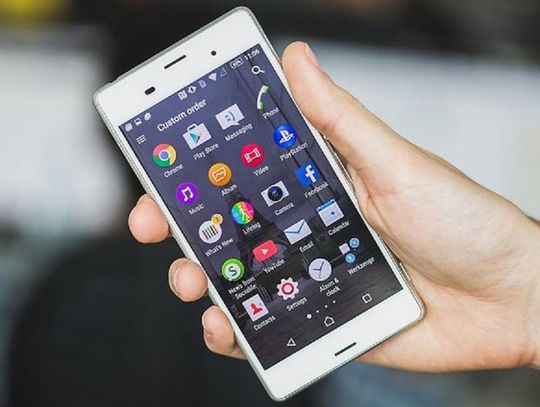  Policjanci poszukują właściciela telefonu komórkowego 