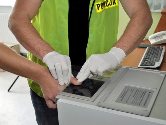 Policjanci zatrzymali włamywaczy. Przestępcom grozi do 10 lat więzienia 