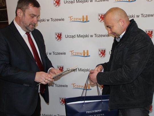 Pomógł ofierze wypadku. „To wzór do naśladowania”