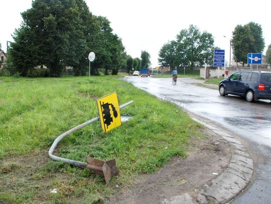 Ponad 2 promile, dwie kolizje i poszukiwany pasażer