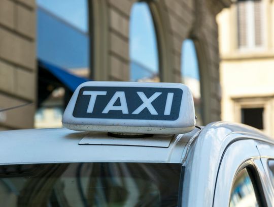 Porównanie partnerów flotowych w Polsce. Jak wybrać najlepszą firmę do pracy w taxi?