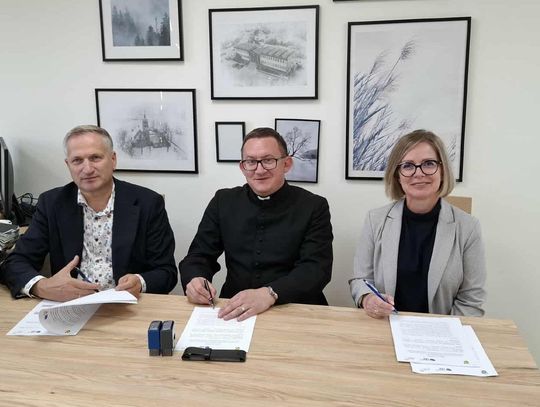 Prace konserwatorskie w kościele w Płocicznie
