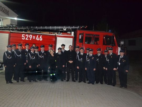 Prezent z pożytkiem dla strażaków i mieszkańców 