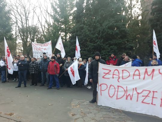 Protest personelu niemedycznego w Kocborowie 