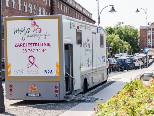 Rak nie daje urlopu. Odwiedź mammobus i zbadaj piersi!