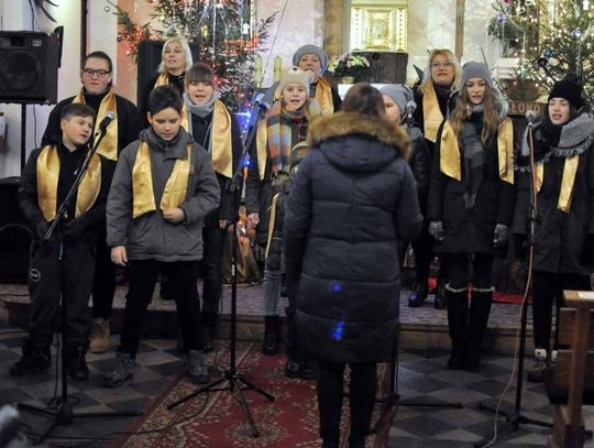 Rodzinne kolędowanie w Hucie Kalnej 