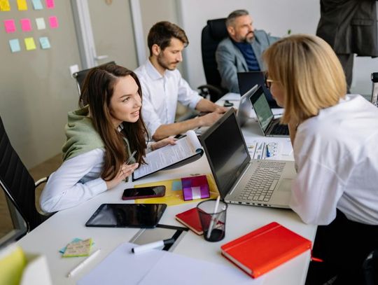 Samoobsługa pracownicza jako element nowoczesnego zarządzania zespołem