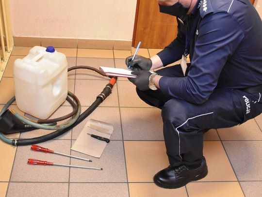 SKARSZEWY: Wracamy do sprawy. Kryminalni zatrzymali mężczyznę podejrzanego o kradzieże paliwa SKARSZEWY: Wracamy do sprawy. Kryminalni zatrzymali mężczyznę podejrzanego o kradzieże paliwa