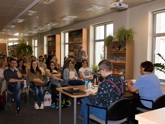 Spotkanie autorskie z Jackiem Dehnelem w Miejskiej Bibliotece Publicznej 