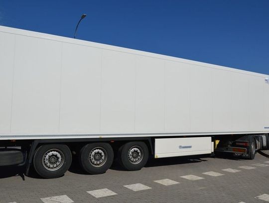 Starogardzcy policjanci odzyskali naczepę wartą 80 tys. euro i zatrzymali złodzieja 