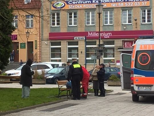 SYGNAŁ CZYTELNIKA: Karetka, policja i straż miejska na Rynku