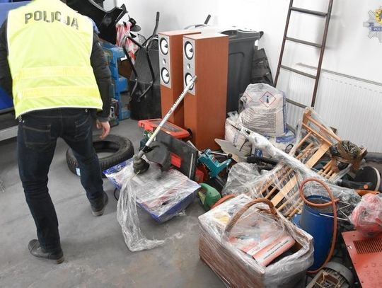 Szajka włamywaczy zatrzymana! Mężczyznom przedstawiono łącznie 20 zarzutów 