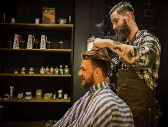 Szczotki barberskie – niezbędny element każdego męskiego salonu