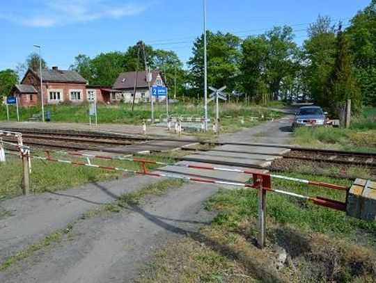 Szlaban na dojazd. Rogatki poprawiają bezpieczeństwo czy zagrażają życiu? 