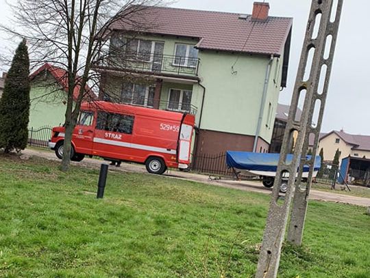 Tragiczne zdarzenie w niedzielę wielkanocną . Strażacy wyłowili z wody topielca