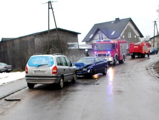 Tragiczny poranek na starogardzkich drogach ZDJĘCIA