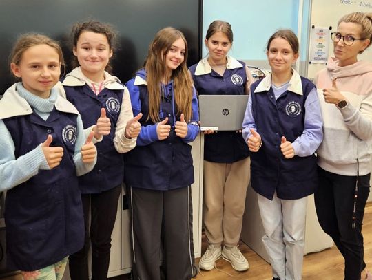 Uczniowie z Borzechowa wygrali Mobilną Pracownię Komputerową o wartości 50 tys. złotych!