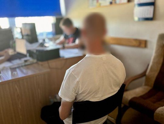 Ukradł kluczyki i odjechał samochodem. Kryminalni zatrzymali 36-latka