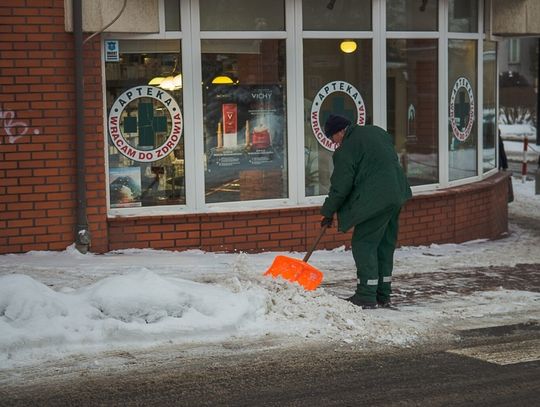 Urząd Miasta: Służby odśnieżają miasto na bieżąco