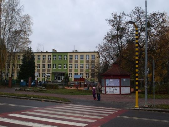 Urząd postawił światła przy szkołach. Czy w końcu będzie bezpiecznie?