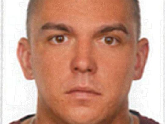 UWAGA: Wyszedł z psem na spacer i zaginął! Policja poszukuje 33-letniego mężczyzny