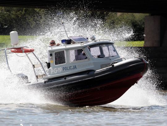 Wakacje nad wodą. Spędźmy je z głową! 