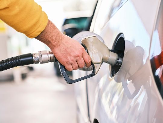 Ważna wiadomość dla właścicieli aut benzynowych. Nowe paliwo na stacjach od 1 stycznia