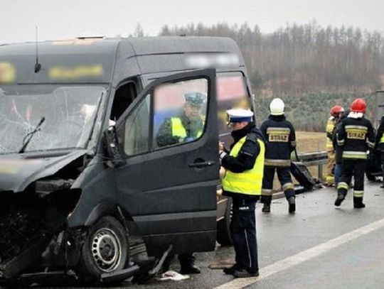 WAŻNE: Zarzut spowodowania katastrofy w ruchu lądowym dla 53-latka. W lutym spowodował śmiertelny wypadek na A1 