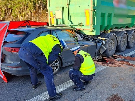 WRACAMY DO SPRAWY: 44-latek zginął w wypadku na autostradzie A1