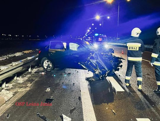 Wypadek na autostradzie A1. Dwie osoby trafiły do szpitala