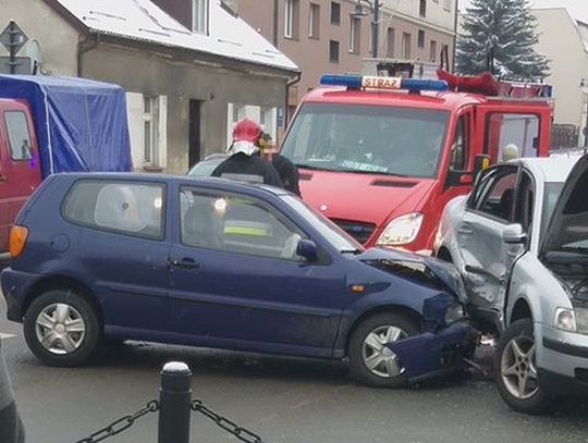 Wypadek na skrzyżowaniu ul. Krzywej i Kościuszki