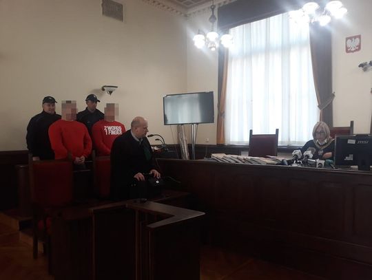 Z OSTATNIEJ CHWILI: Ze szczególnym okrucieństwem znęcali się nad bezdomnym. Dziś zapadł wyrok w głośnej sprawie 