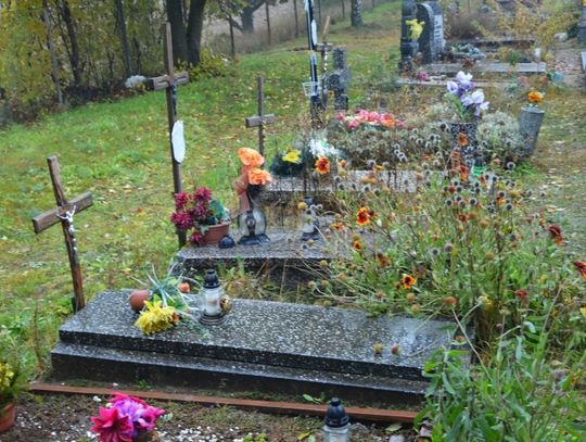 Zaniedbane i zapomniane groby 