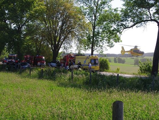 ZDJĘCIA! GROŹNY WYPADEK - są ranni - zderzyły się dwa auta osobowe 