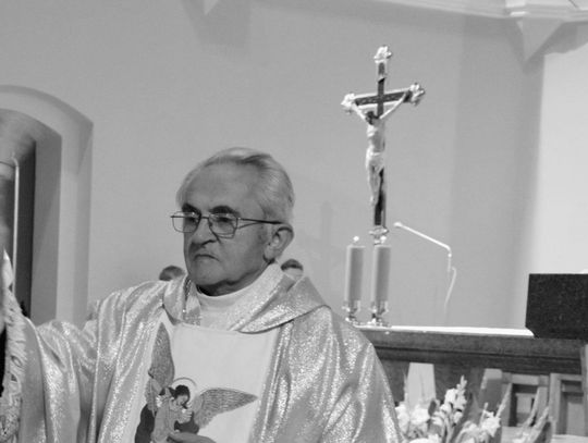Zmarł ks. kanonik Edward Kampen. Wieloletni proboszcz parafii w Kleszczewie Kościerskim