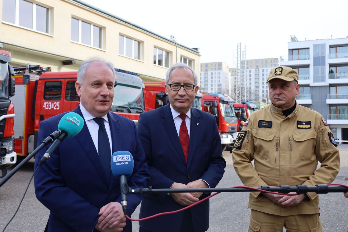 26 nowych wozów dla jednostek OSP. Dwa z nich trafią do strażaków z naszego powiatu