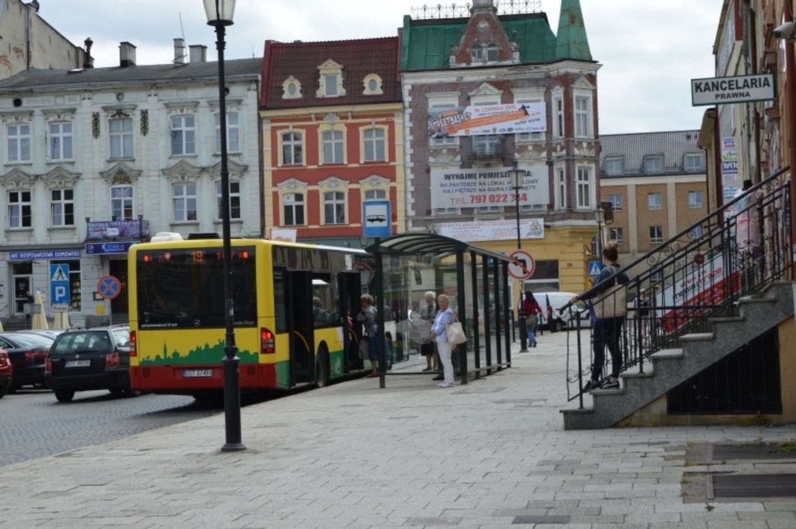 4-letnie dziecko uwięzione w autobusie?! Dziewczynka i jej rodzice przeżyli prawdziwy dramat 4-letnie dziecko uwięzione w autobusie?! Dziewczynka i jej rodzice przeżyli prawdziwy dramat