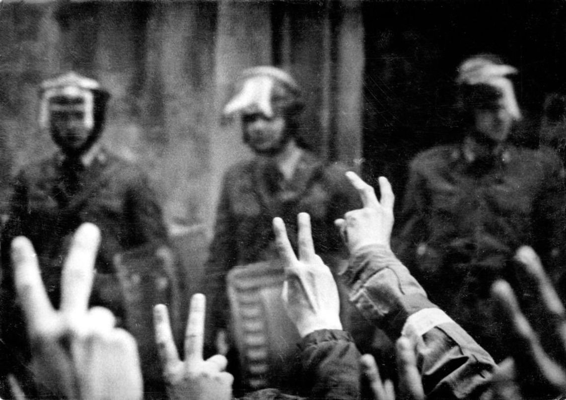 44. rocznica wprowadzenia w Polsce stanu wojennego 44. rocznica wprowadzenia w Polsce stanu wojennego