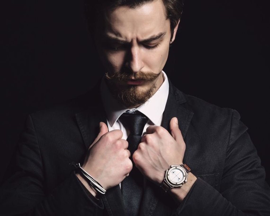 Biżuteria męska z ukrytym znaczeniem