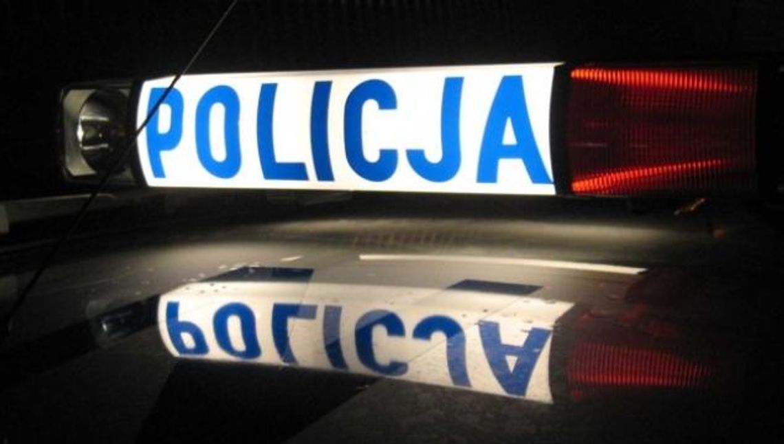 Był poszukiwany i trafił do aresztu. 25-letni mieszkaniec Kociewia w celi spędzi ponad półtora roku. Był poszukiwany i trafił do aresztu. 25-letni mieszkaniec Kociewia w celi spędzi ponad półtora roku.