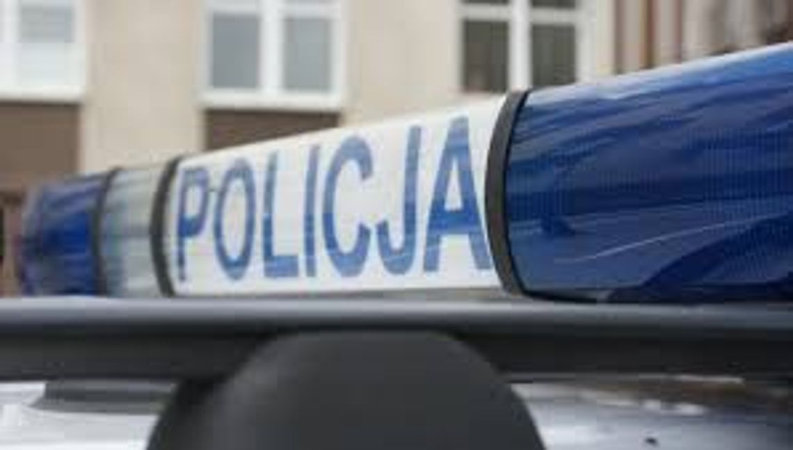 Ciało 25-letniego mężczyzny leżało na ulicy. Policja wyjaśnia okoliczności zdarzenia Ciało 25-letniego mężczyzny leżało na ulicy. Policja wyjaśnia okoliczności zdarzenia